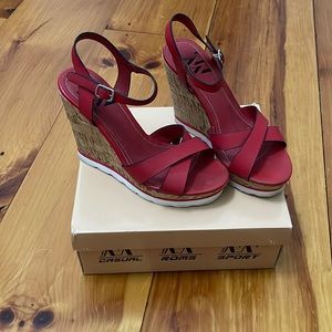 Casual platform wedge sandals - heels